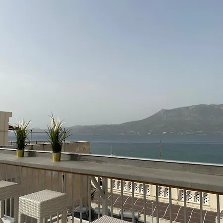 Kapsalakis Penthouse * Corinth