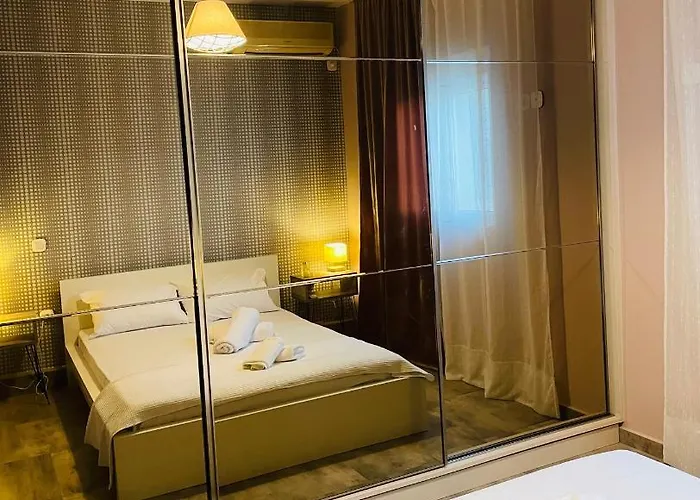 Appartamento Kapsalakis Penthouse Corinto