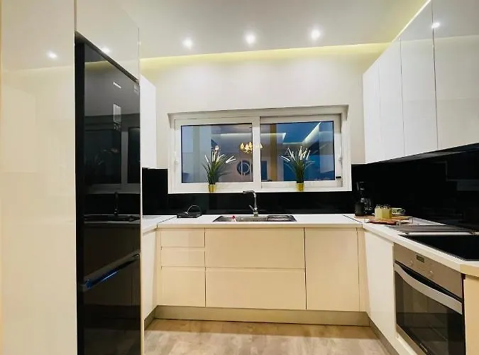 Kapsalakis Penthouse Appartamento