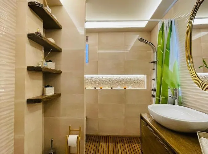 Kapsalakis Penthouse Appartamento Corinto